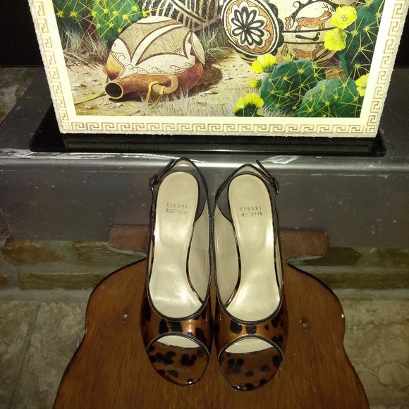 Stuart Weitzman Patent Leather Leopard Slngback - Picture 2 of 8